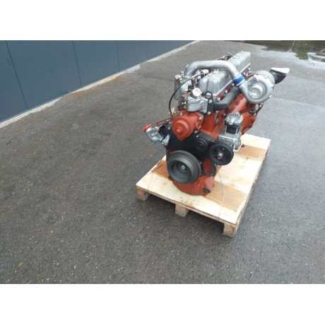 NOWY SILNIK URUS C385 6 CYLINDRÓW TURBO (1224,1614)